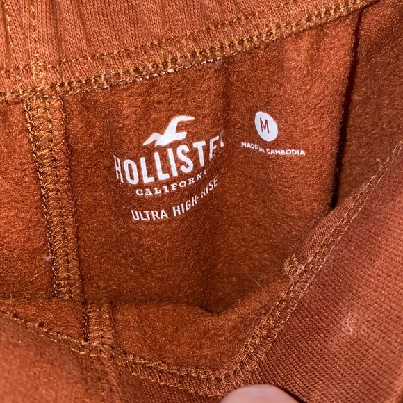 Hollister sweatpants - Picture 2 of 3